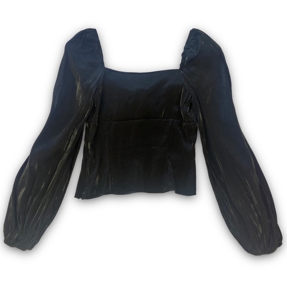 Lulu’s Long Sleeve Shiny Sleek Top - Picture 5 of 7